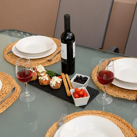 Apartment Happy House-steps From Nea Chora *