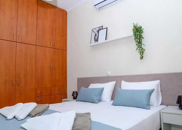 Happy House-steps From Nea Chora Апартаменты Ханья