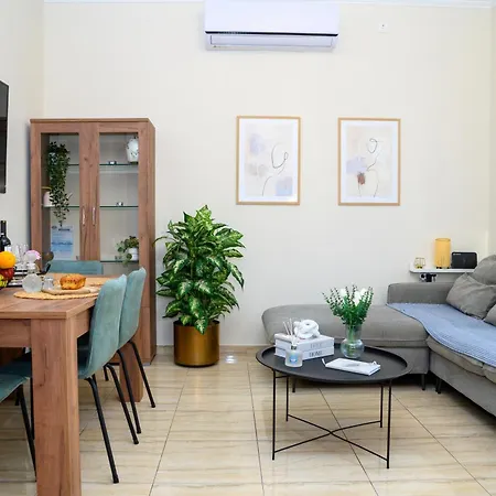 Happy House-steps From Nea Chora ハニア