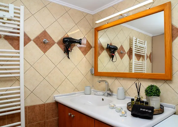 Happy House-steps From Nea Chora La Canée